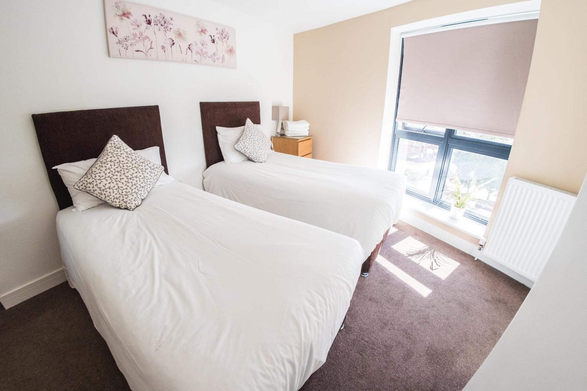 Ilford Tower Apartments Екстер'єр фото