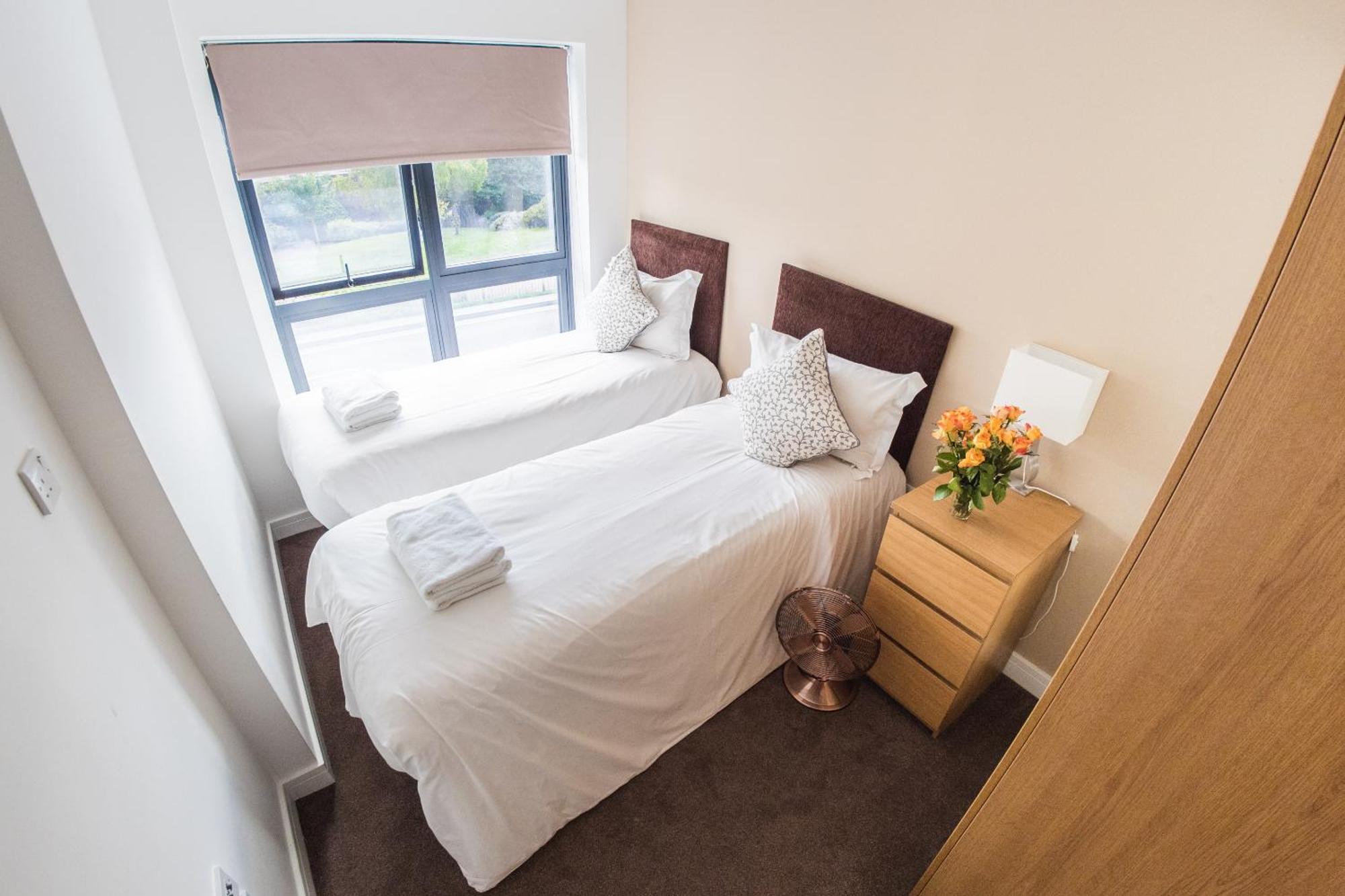 Ilford Tower Apartments Екстер'єр фото