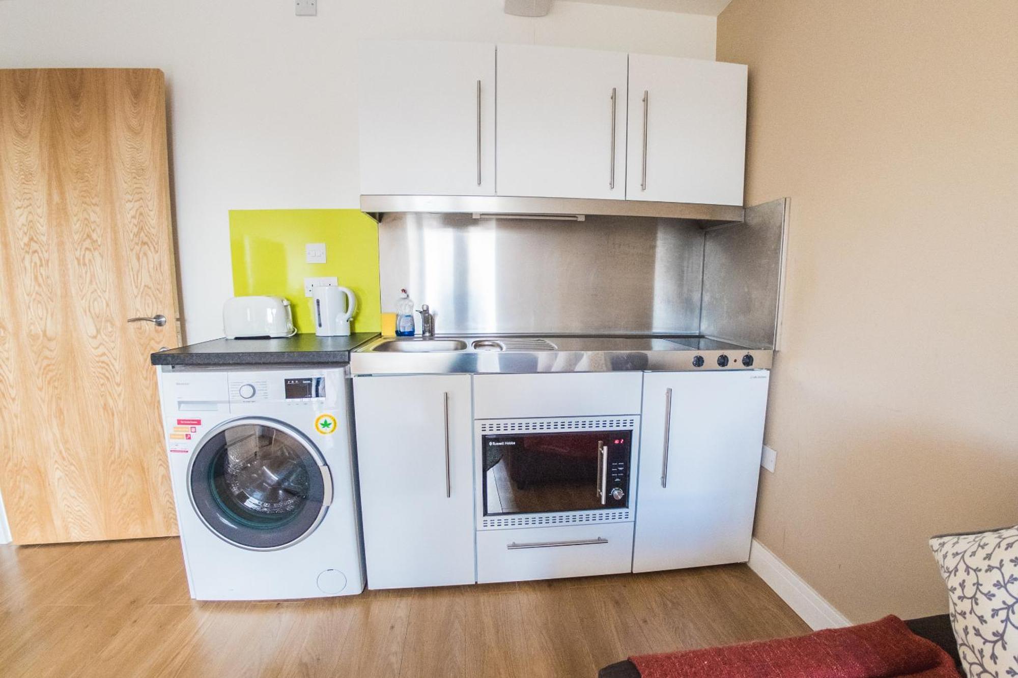 Ilford Tower Apartments Екстер'єр фото
